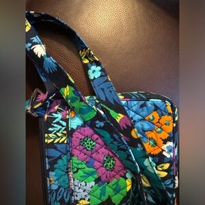 Vera Bradley Classic Womens Navy with bright floral Shoulder Purse Crossbody Bag